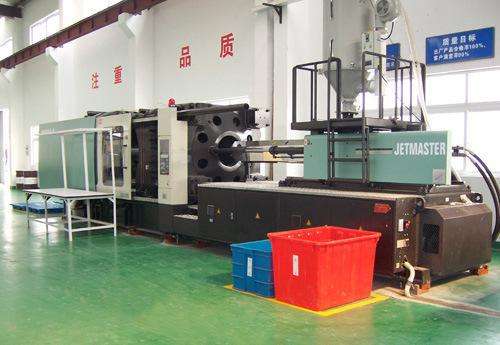 模具工厂.jpg